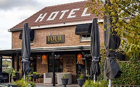 Hotel Four